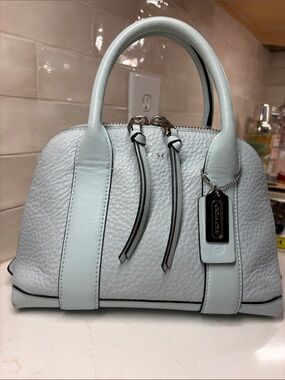 Coach Satchel Top Handle/ Croobody